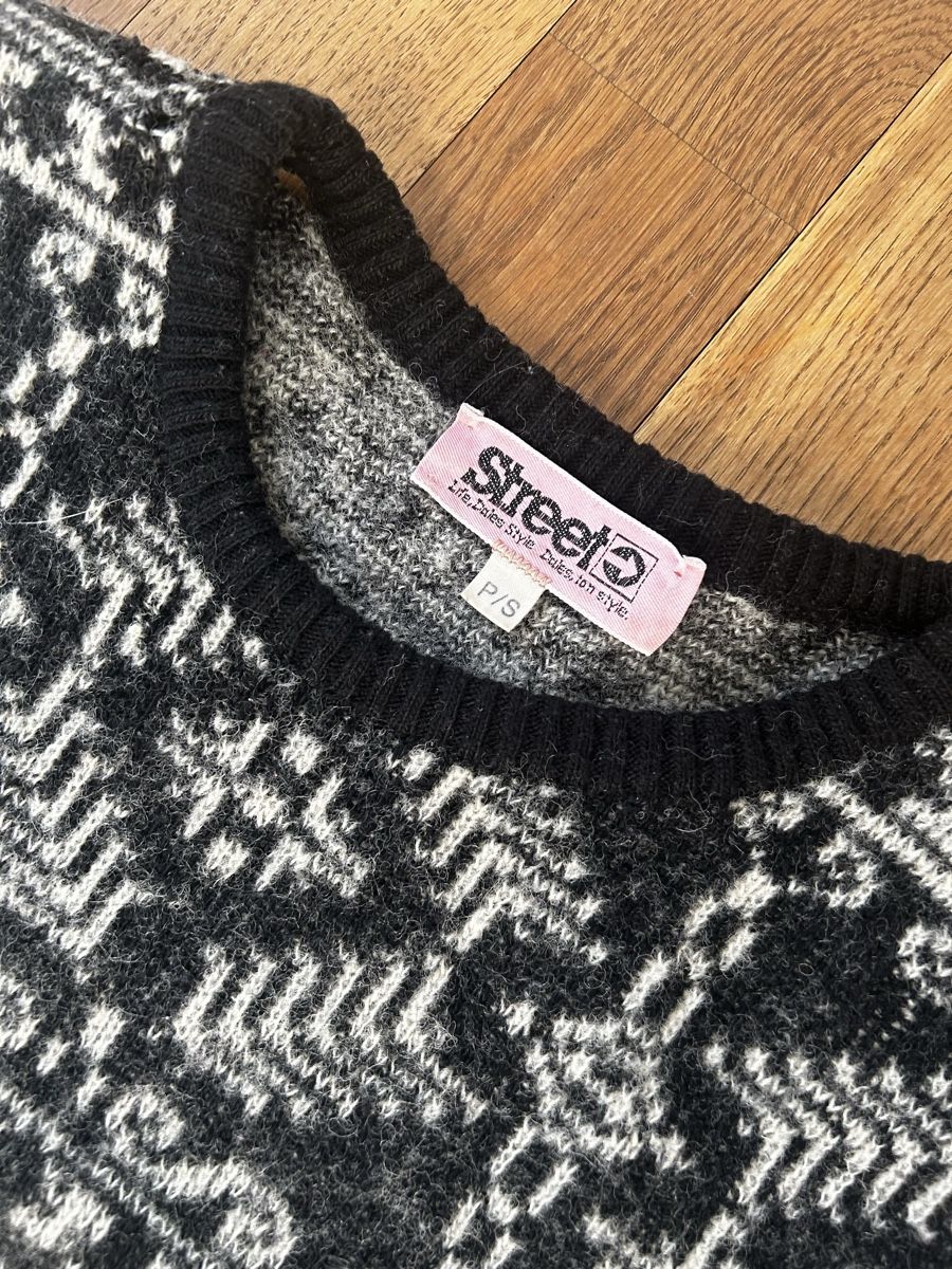 Maglioni & Felpe: Street Strickpullover – Usato da Liestal venduto da liaeb_ 1