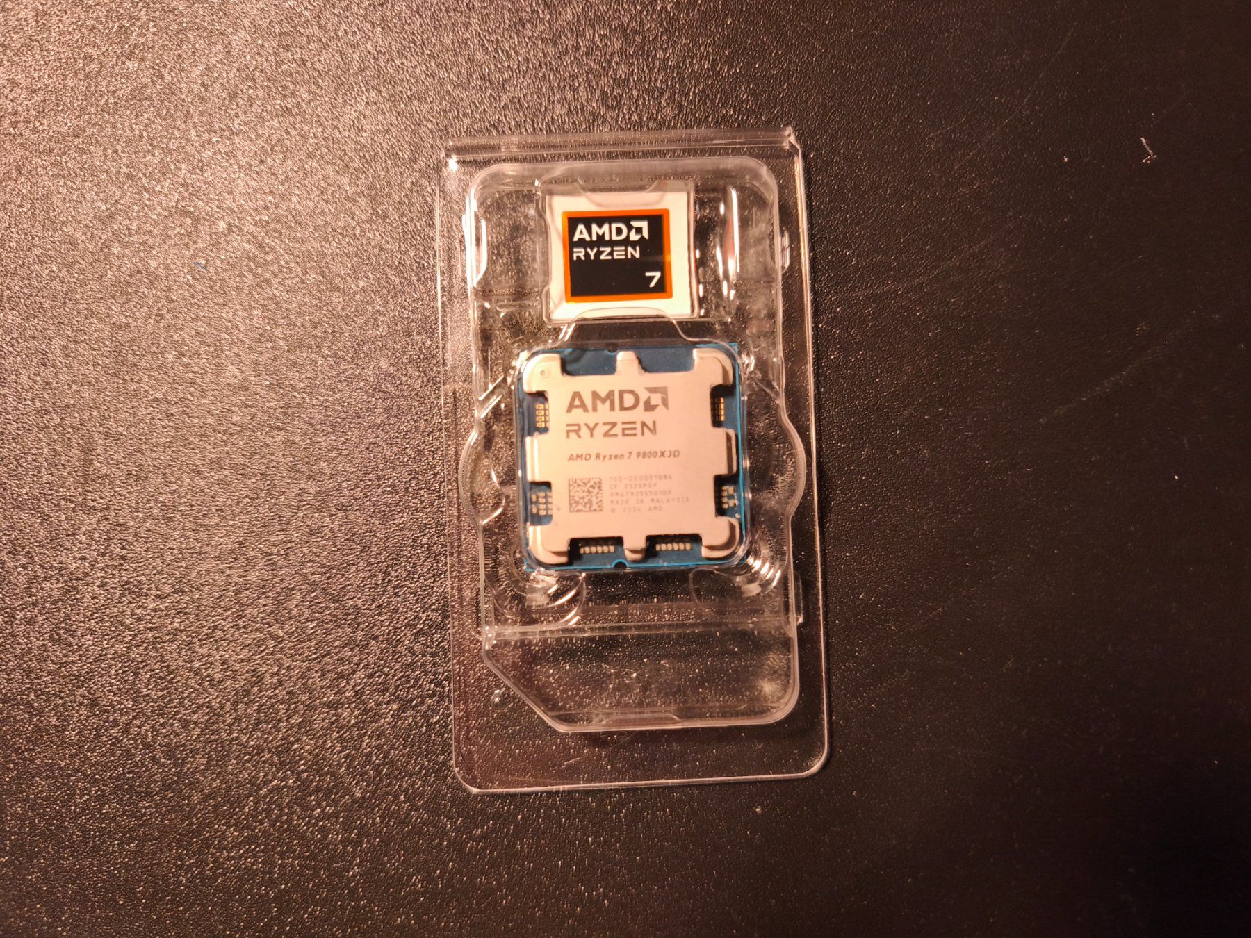 Amd Elektronikbauteile: AMD Ryzen 7 9800X3D – Gebraucht aus Hüttikon von Deguetist 1