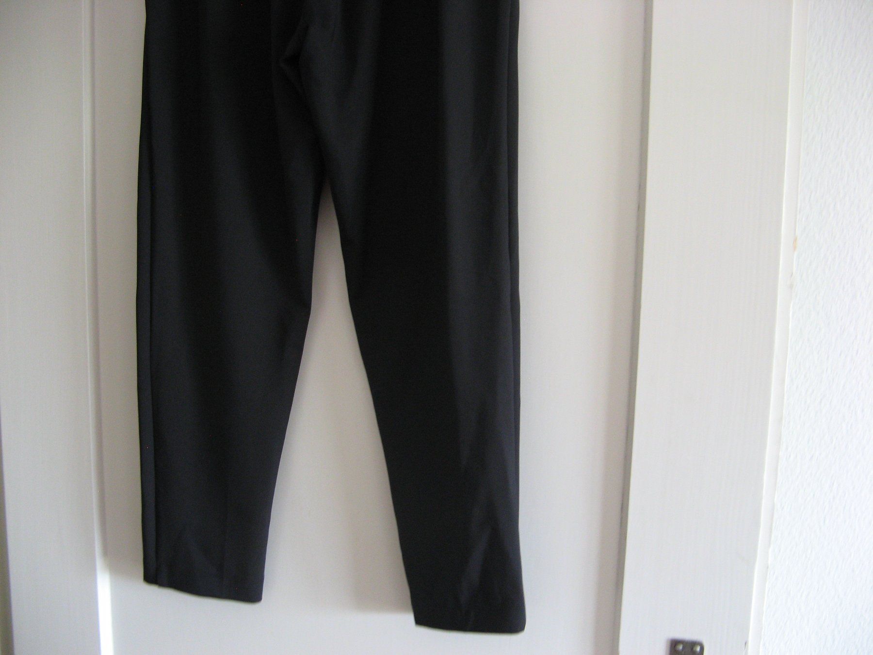 Hosen: schwarze Hose Carla G. Gr. 38 – Gebraucht aus Zürich von apil 5