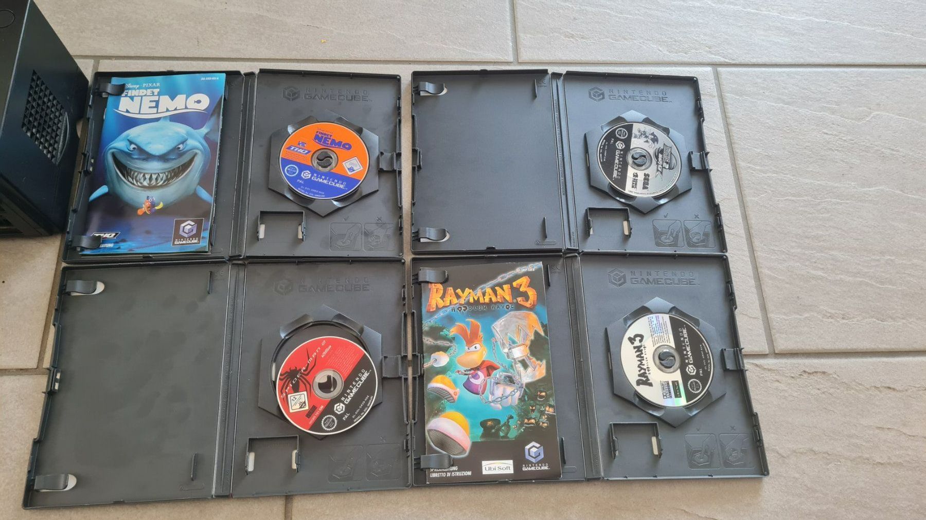 Nintendo Giochi: Nintendo Gamecube / 4 Spiele / Schwarz / JG 2001 – Difettoso da Safenwil venduto da Husqi2000 6