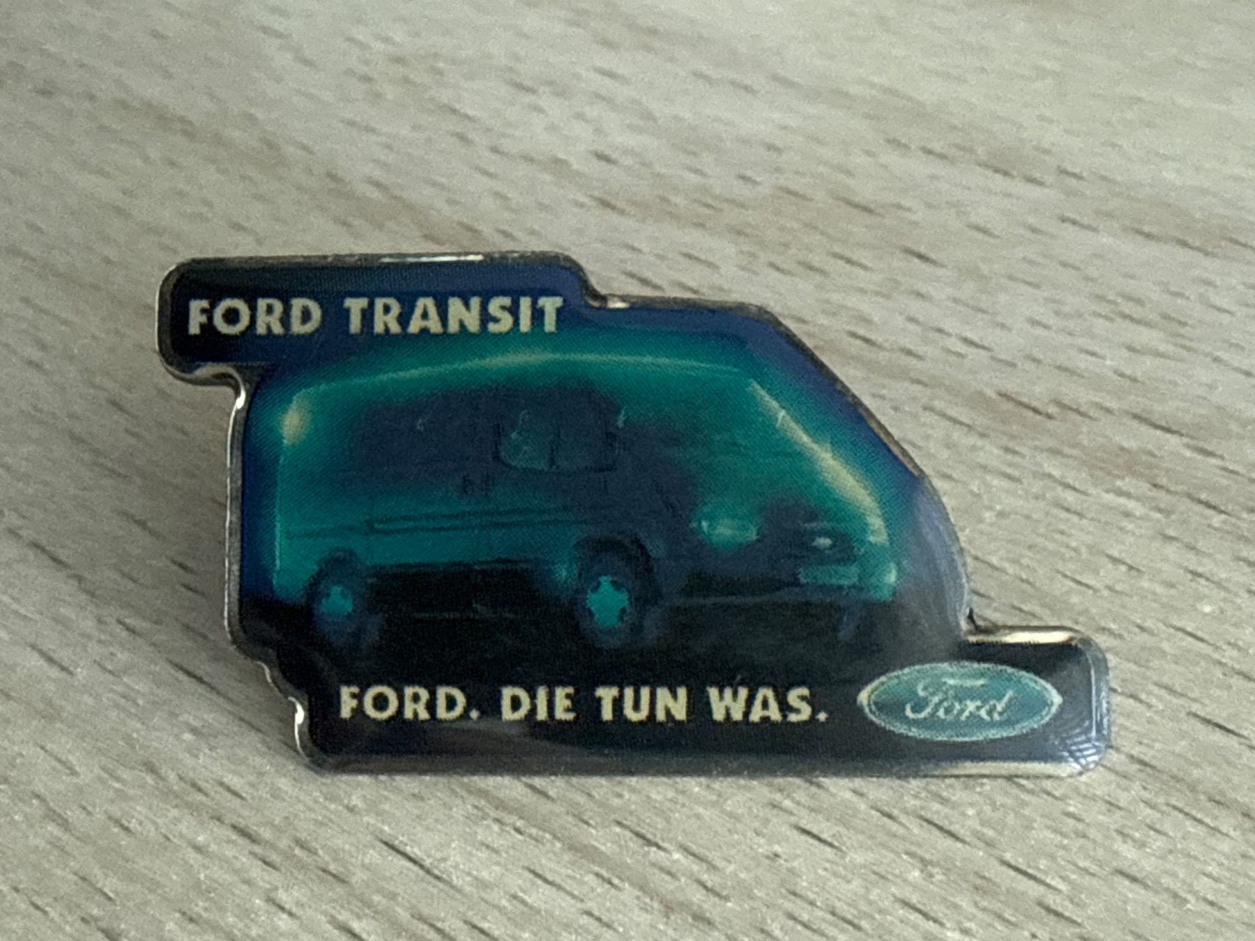 Placchette & Badge: Pin Ford Transit – Usato da Glattbrugg venduto da Schweigmatt