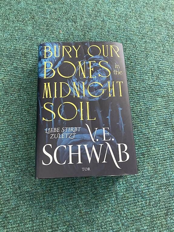 Libri: Bury Our Bones in the Midnight soil – Usato da Bellach venduto da lia_26tj