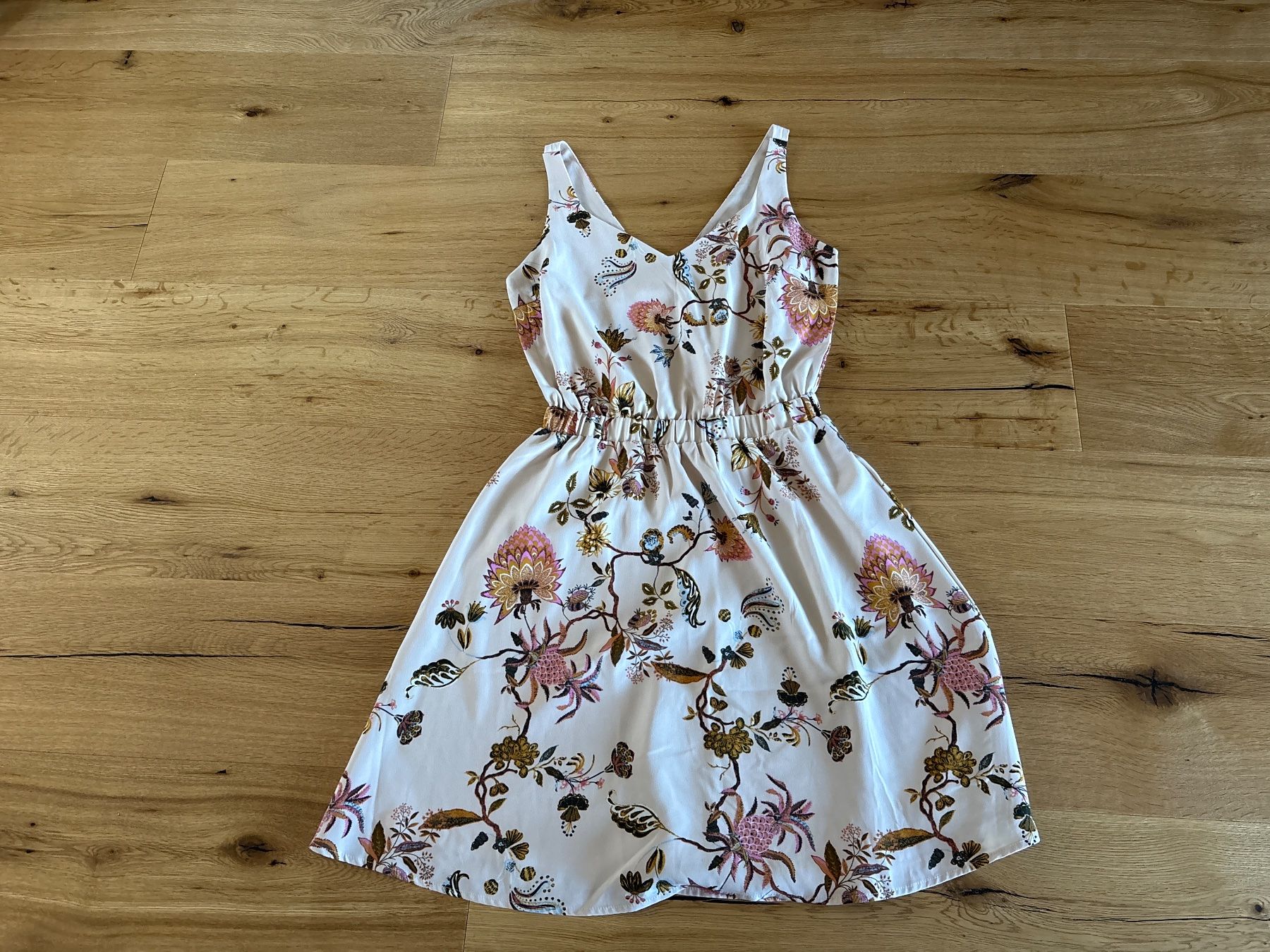 Vila Vestiti: Sommerkleid Villa Grösse 34 – Usato da Beatenberg venduto da Rose406