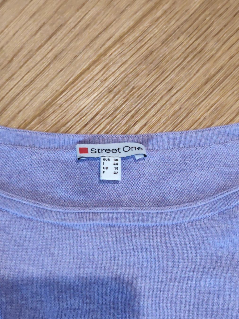 Maglioni & Felpe: Damen Pullover Street One lila Grösse 40 – Usato da Schwarzenberg LU venduto da LadySecondhand 1