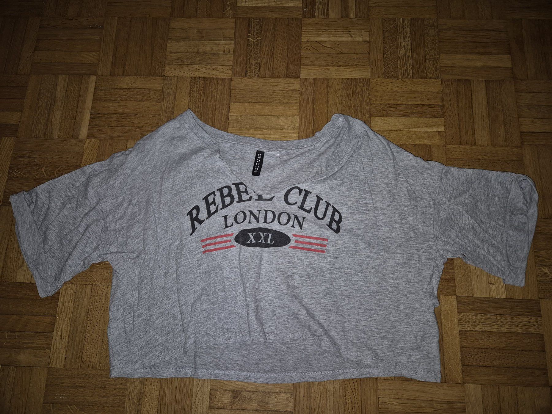 H&M Blouses, T-shirts & Tops: Crop-Top – Neuf (Voir description) à Aesch BL par sar_j59l