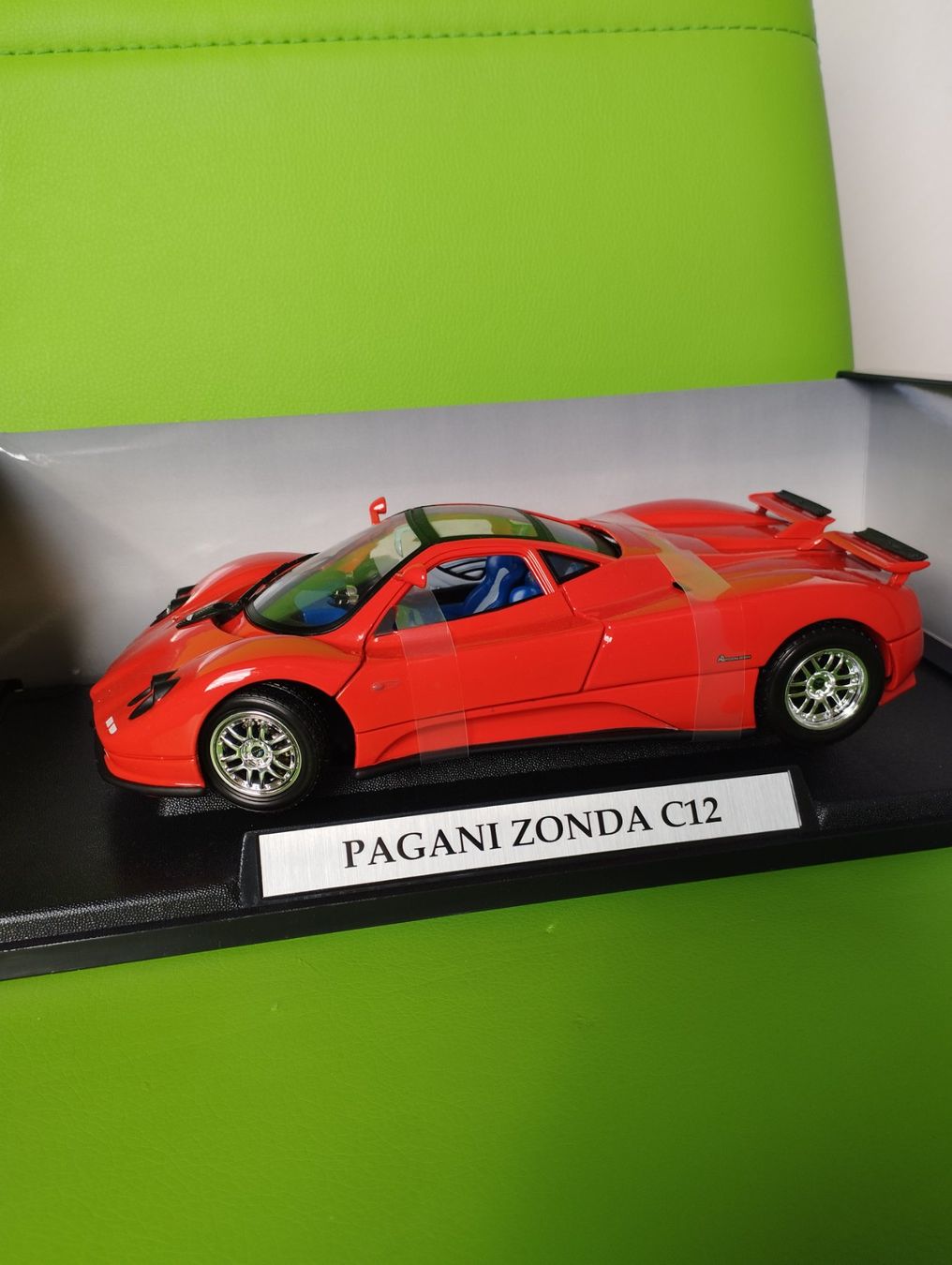Mondomotors Modellini d'auto: Pagani Zonda C12 – Usato da Chur venduto da oriori 4