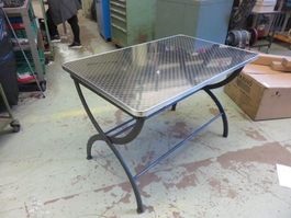 neue designer Gartentisch massiv von EMU