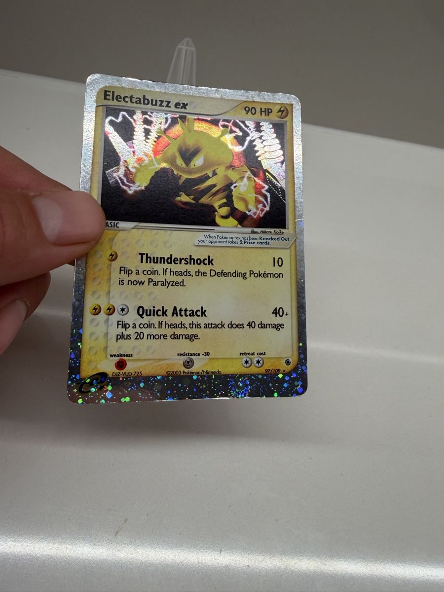 Pokémon Cartes à collectionner: Electabuzz ex Ultra Rare EX Ruby & Sapphire 2003 – D'occasion à Arlesheim par WungaBunga 5