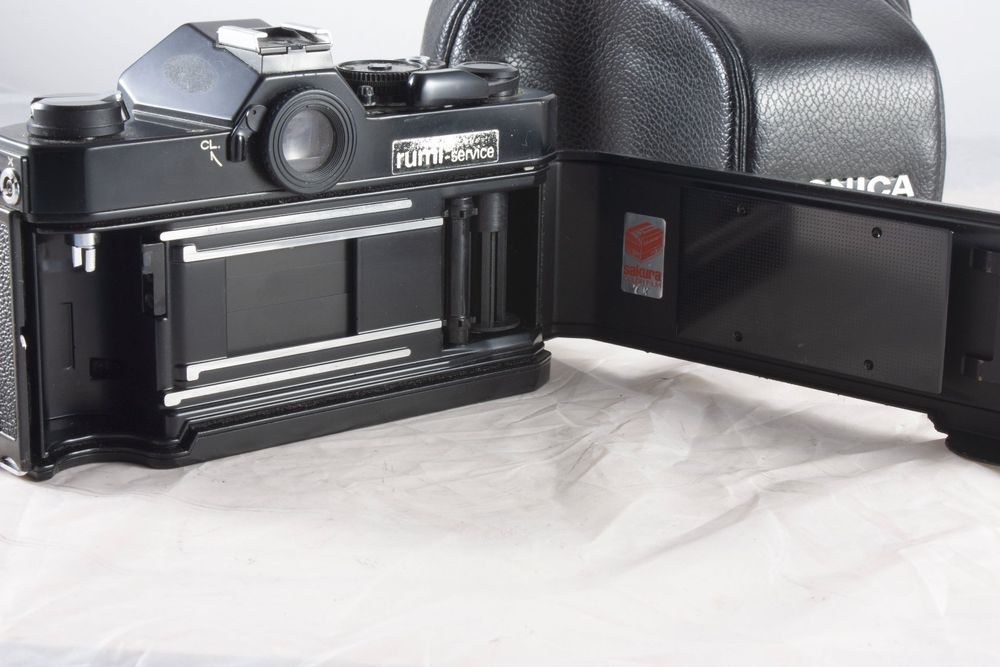 Konica Autoreflex T3 Schwarz 8