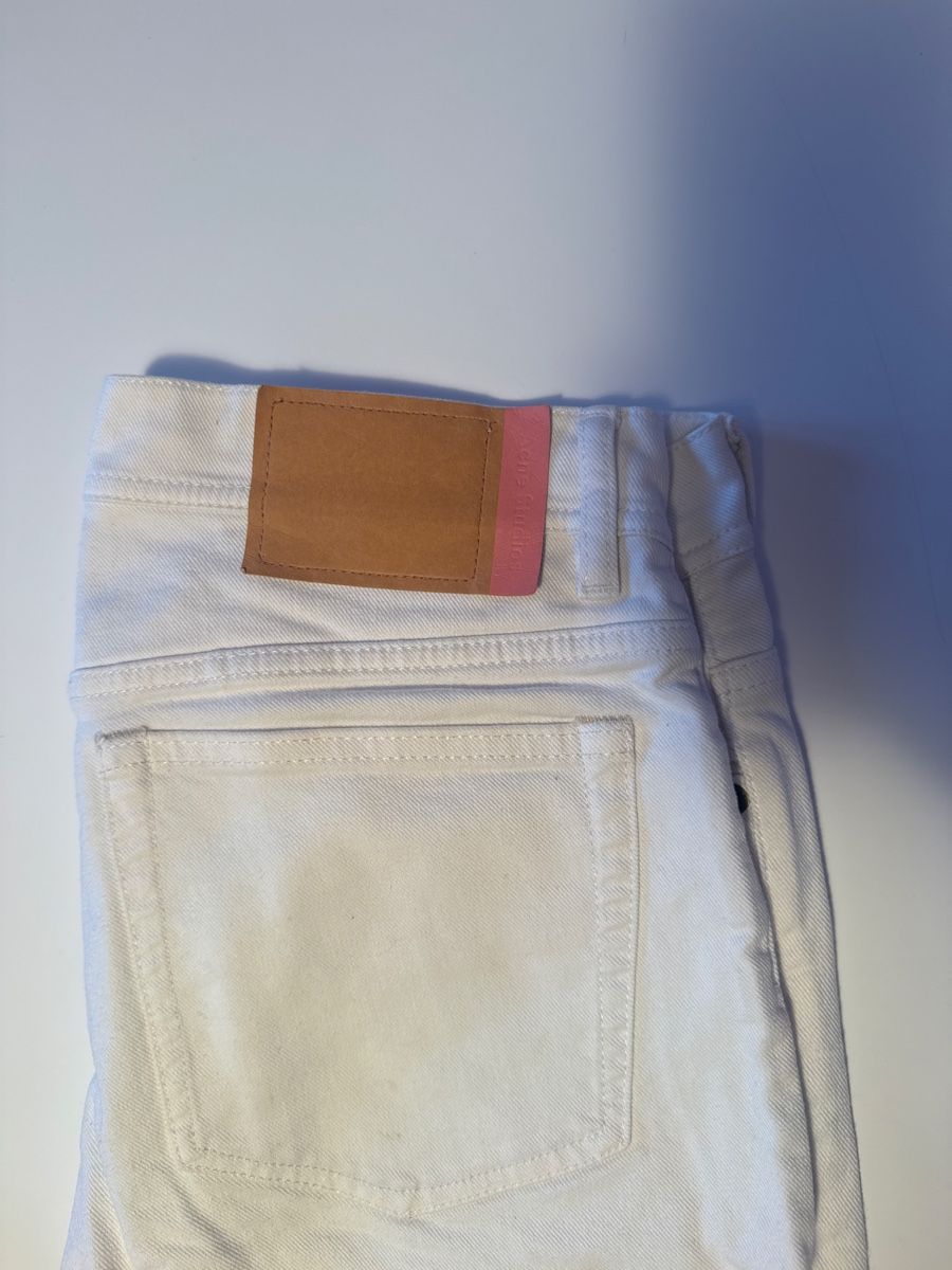 Acne Studios Jeans: Acne Studios North White Jeans, Size 30 - Summer Style! – Usato da pully venduto da xeti23