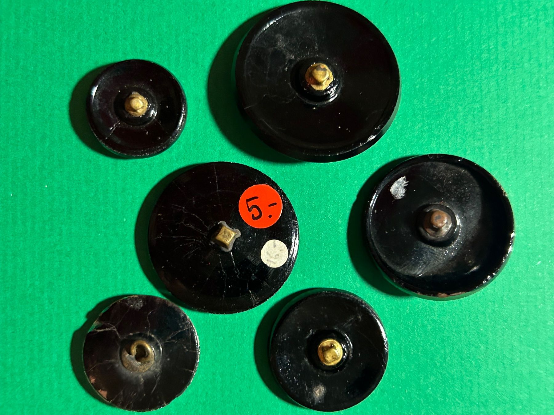 Bottoni: Schwarze Glasknöpfe mit Silberbedampfung – Nuovo (secondo la descrizione) da Pfeffingen venduto da Alusru70 3