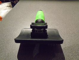 Hunde - Bürste Freezack, schwarz/grüner Griff