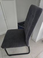 Chaises tissus gris en bon état