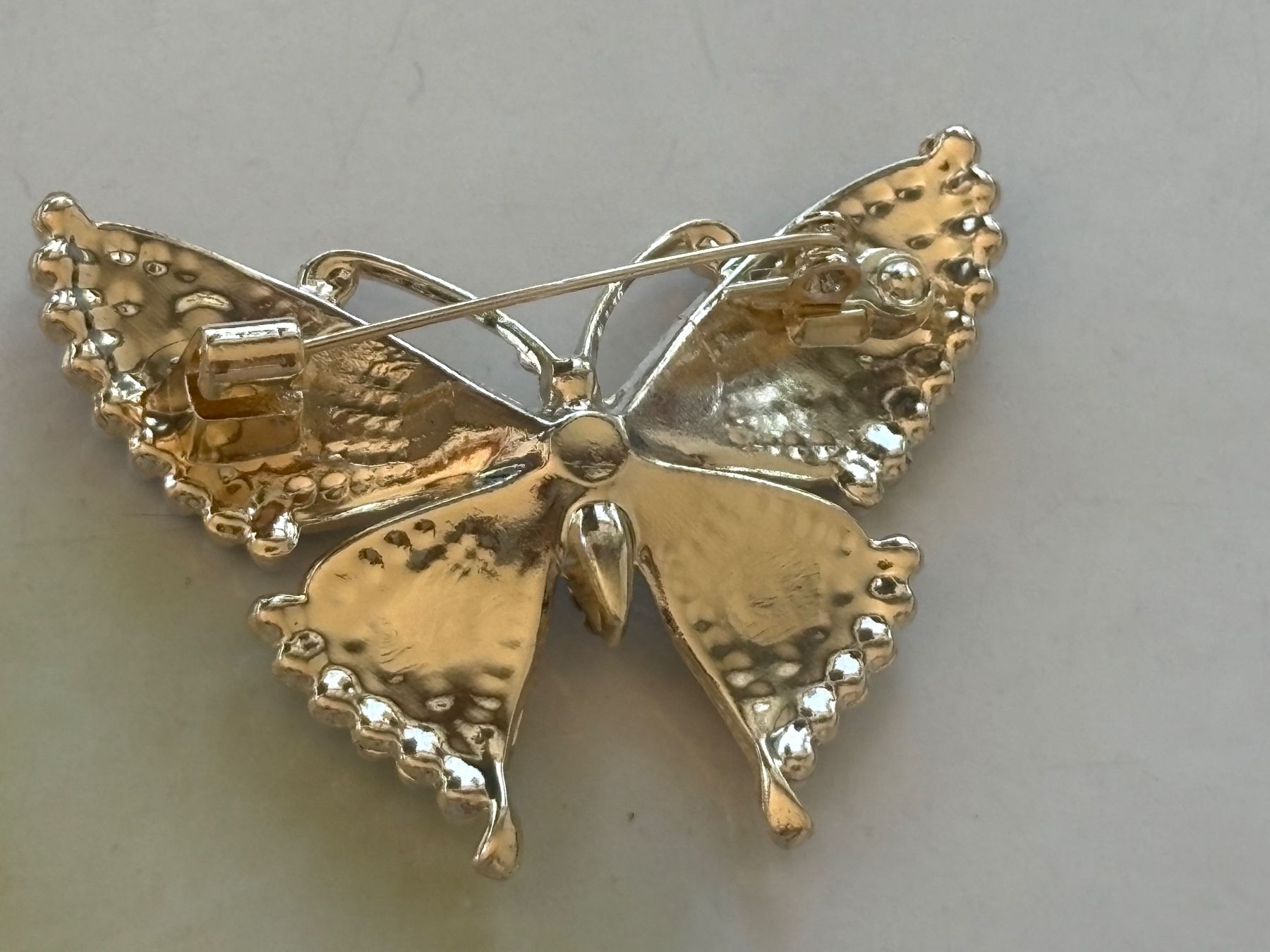 Spille & Fermagli: Luxus Elegante  Brosche Farbe: Gold – Nuovo (secondo la descrizione) da Biel-Bienne venduto da Roserosse13 5
