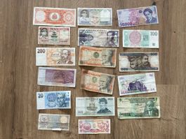 17 billets de banque étrangers