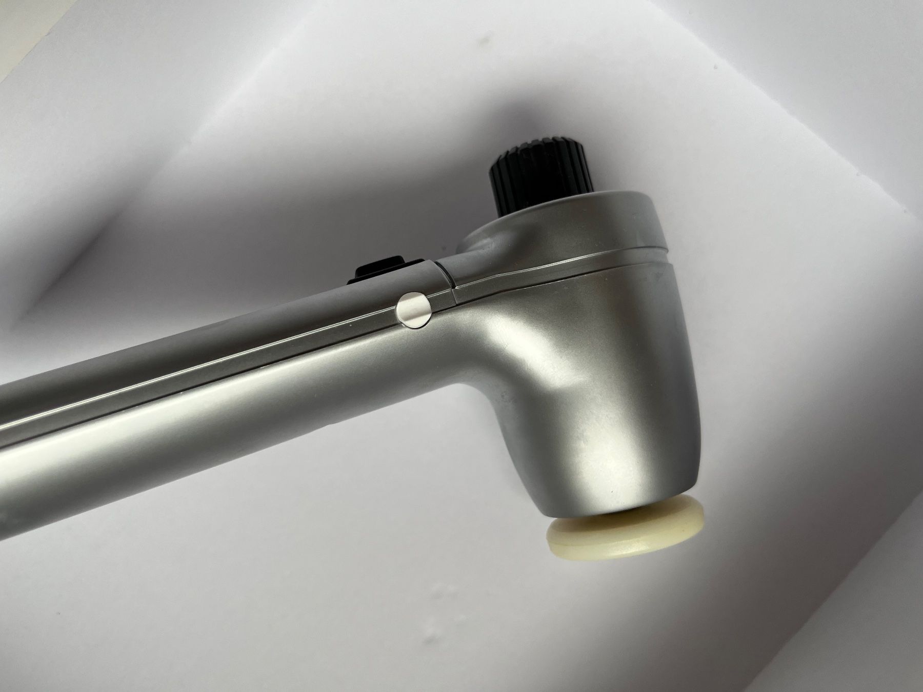 Novafon Dispositivi per massaggi: Novafon Pro Schallwellengerät – Usato da Zürich venduto da Gurly 7