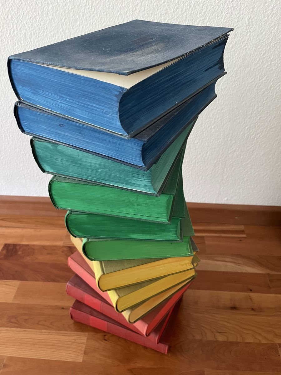 Tutte le decorazioni: Bücherstapel bemalt – Usato da Allschwil venduto da sar_9sy9 6
