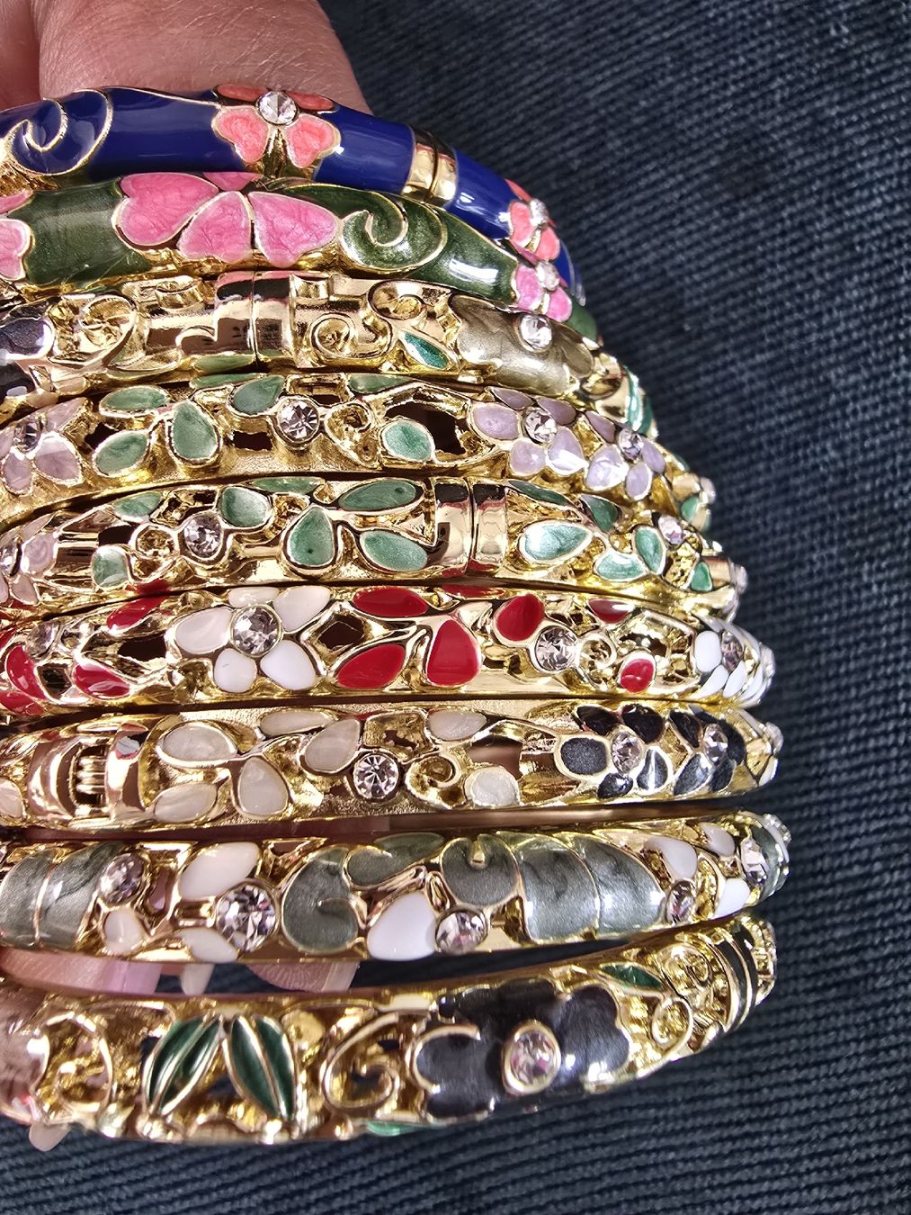Bracciali & Braccialetti: bracelets fleurs en métal doré émaillé – Nuovo e nell'imballaggio originale da prilly venduto da amelbara 2