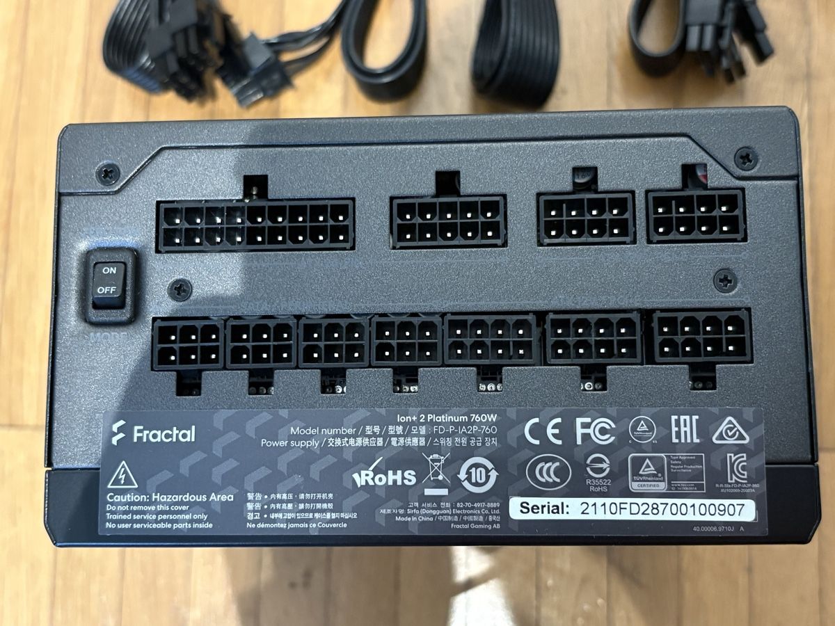 Componenti elettronici: Fractal Ion+ 2 Platinum 760W Netzteil – Usato da Allschwil venduto da leo_lft5 1