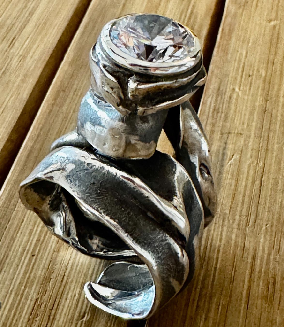 Anelli: Umwerfender Ring – Nuovo e nell'imballaggio originale da Jona venduto da Herzschmiede 8