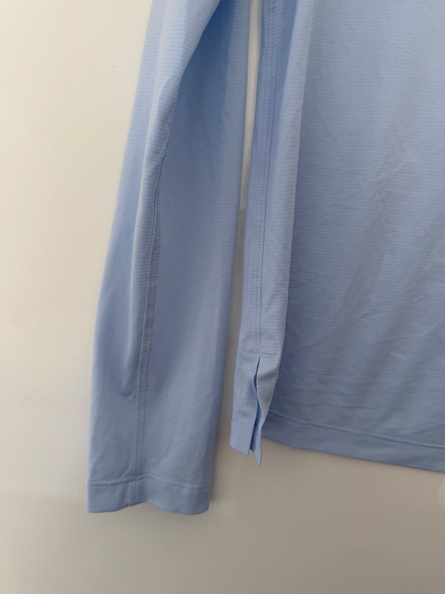 Lululemon Top: Long sleeve Lululemon top light blue – Nuovo (secondo la descrizione) da Uster venduto da Monika_OB 1