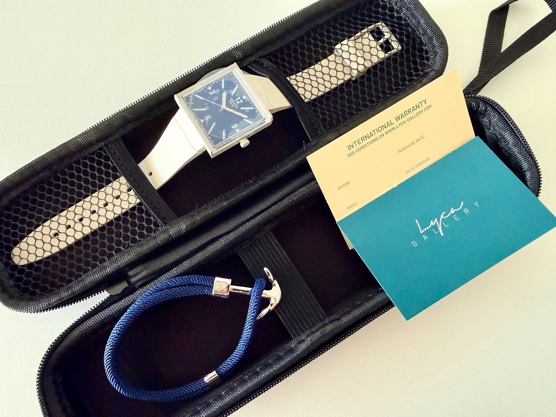 Swatch Orologi: SWATCH "WHAT IF...TARIFFS?“ 39% + Anchor blue cord bracelet – Nuovo (secondo la descrizione) da Le Mont-sur-Lausanne venduto da LycaGallery 4