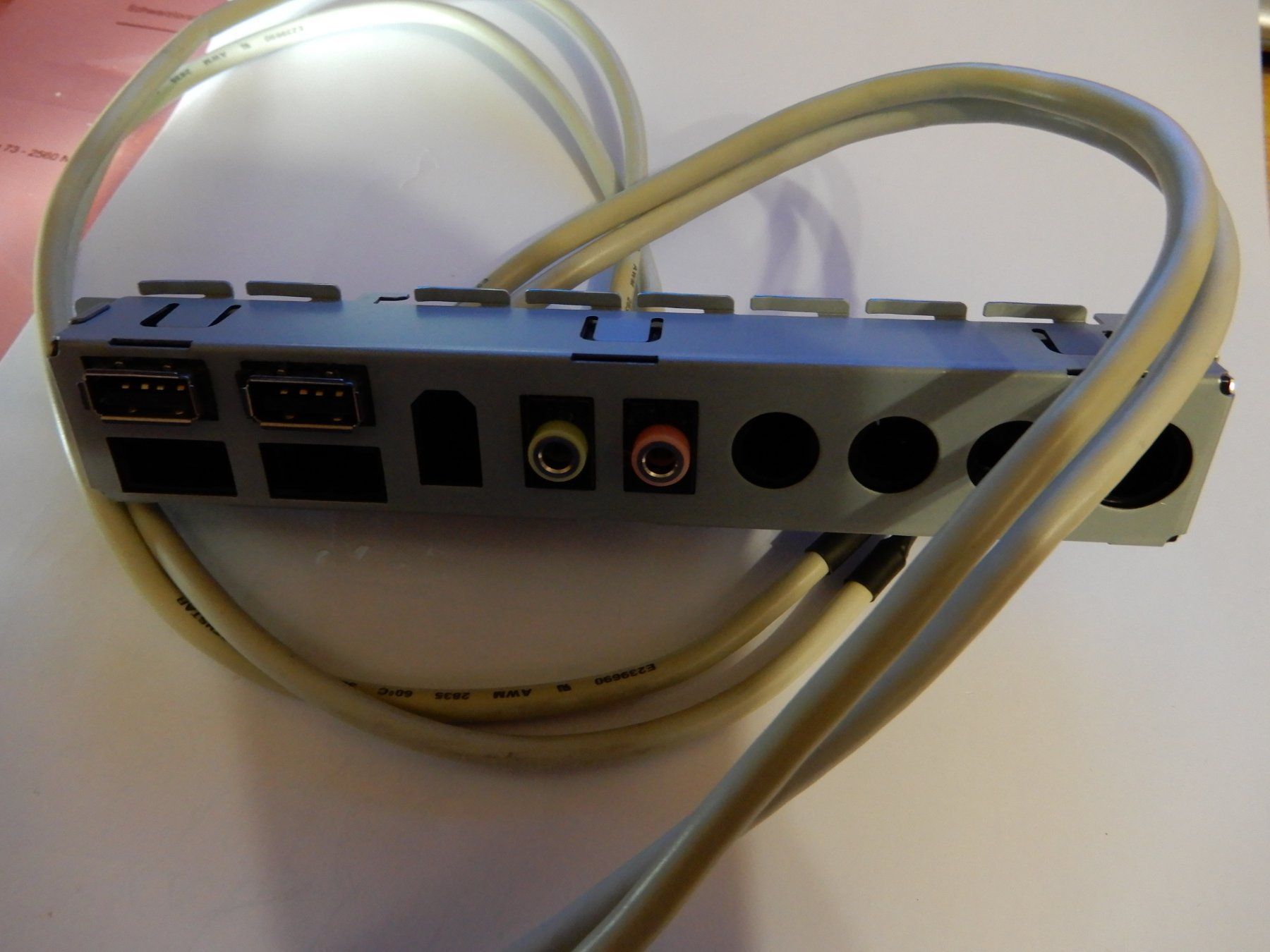 Hewlett Packard PC: HP Pavilion P6000 Series P6310y Desktop Audio Panel – Usato da Worben venduto da MaKo3252
