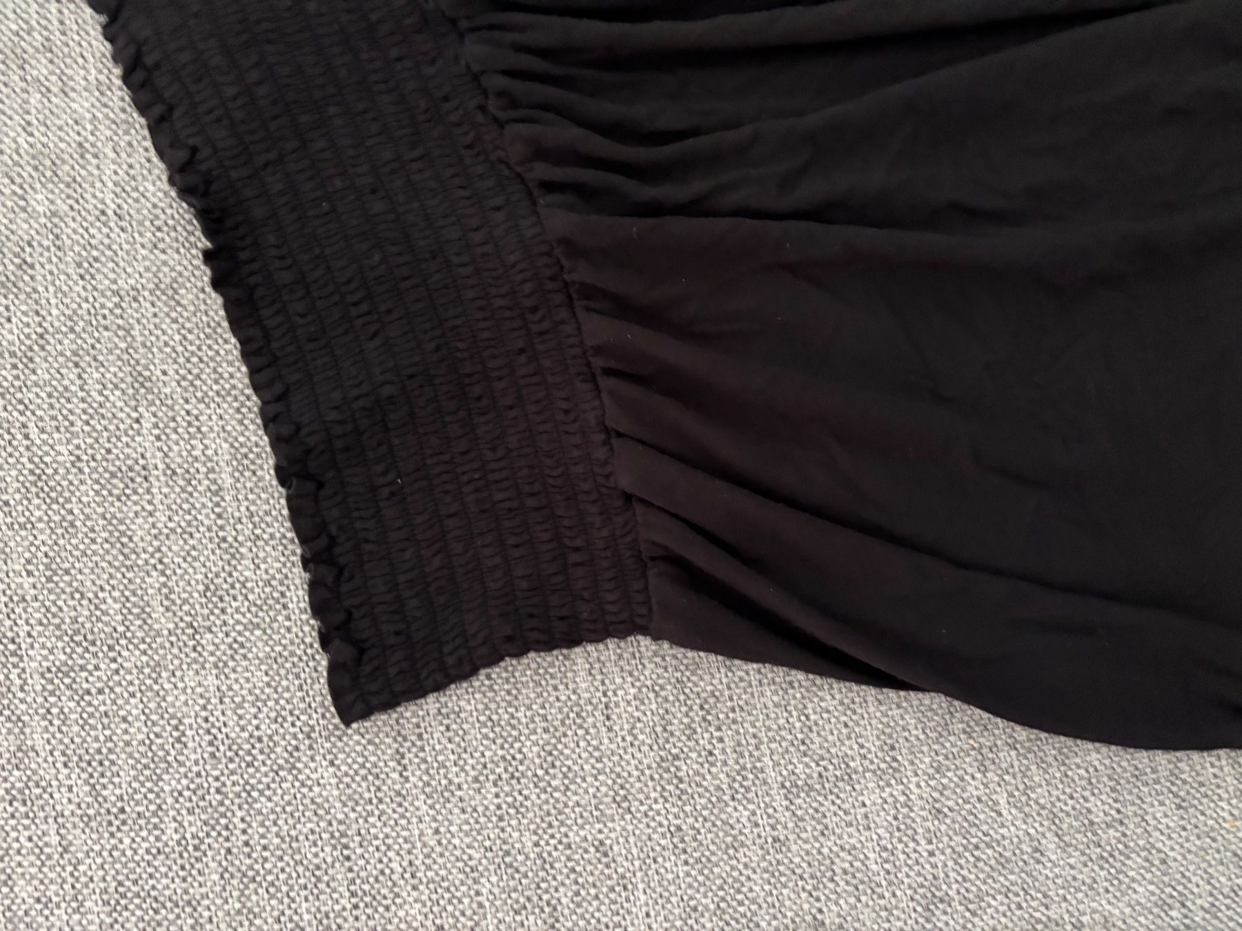 H&M Gonne: Schwarzer Sommerrock von H&M Gr. L – Usato da Bülach venduto da bjoernbenny 2
