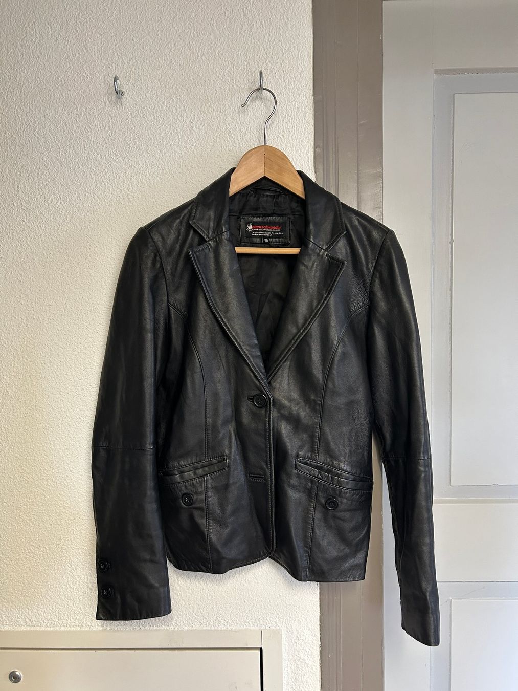 Giacche: Damen Lederjacke Gr. 38 – Usato da Zürich venduto da ins_w679