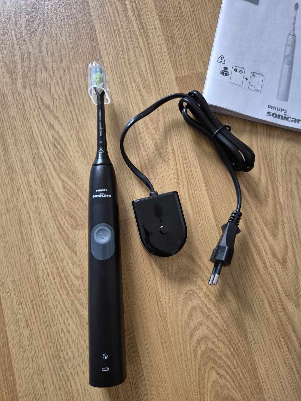 Philips Sonicare Cura dei denti: Philips Sonicare 4300 Schallzahnbürste – Usato da Stans venduto da Basilikum21 2