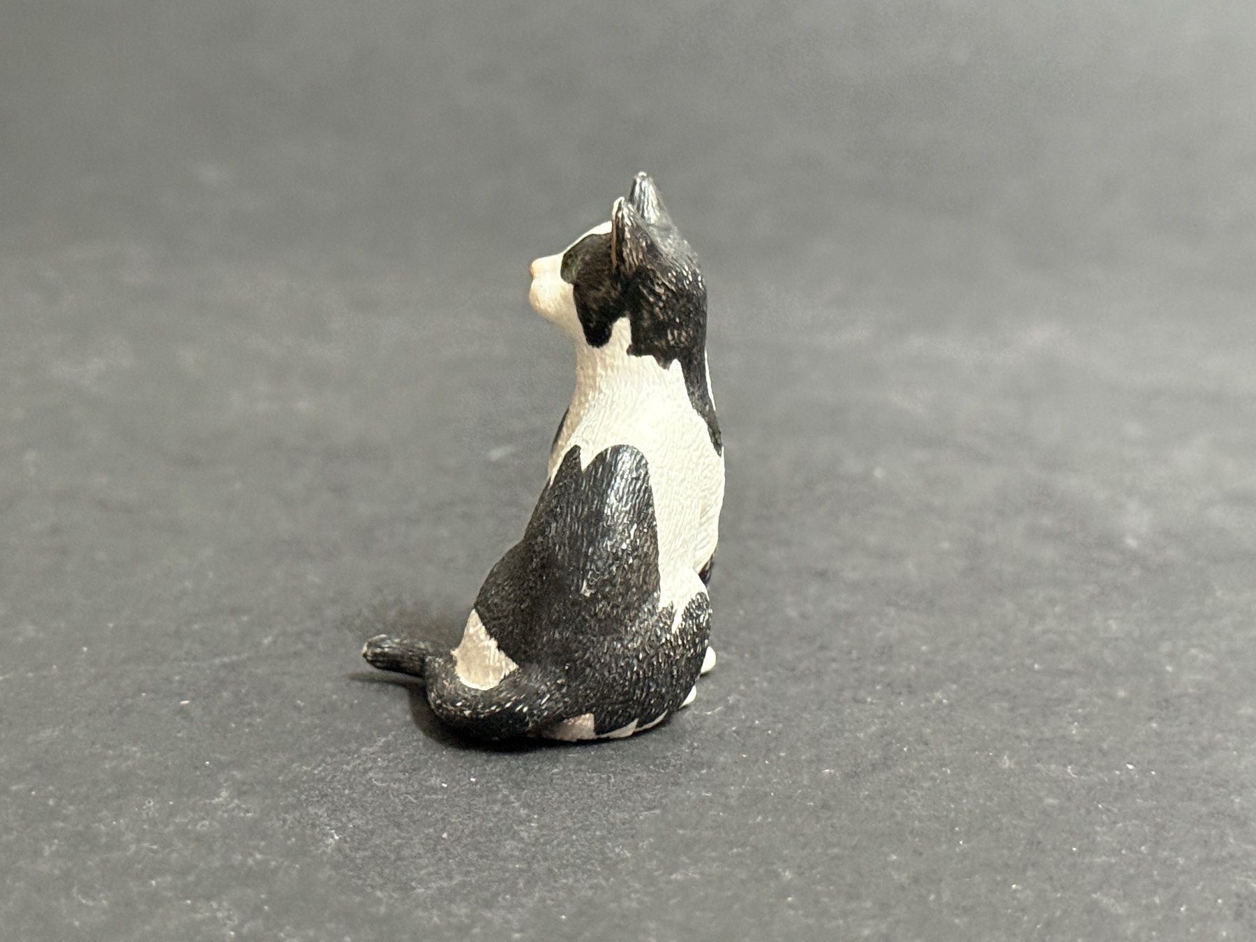 Schleich Statuette: Schleich 13637 Katze, sitzend – Usato da Ennetbaden venduto da mapa05 2