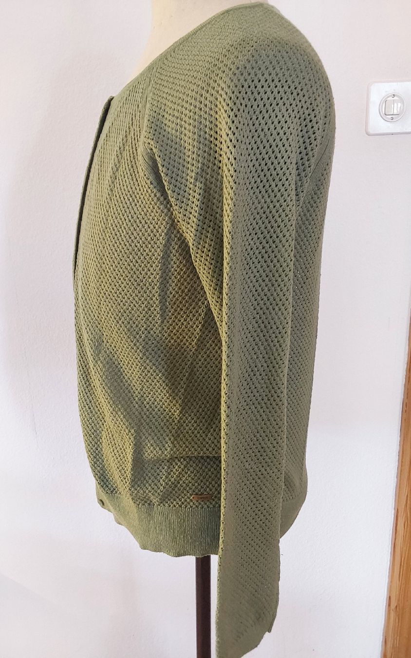 Esprit Giacche: Strickjäckli grün esprit L – Usato da Köniz venduto da scopello12 2