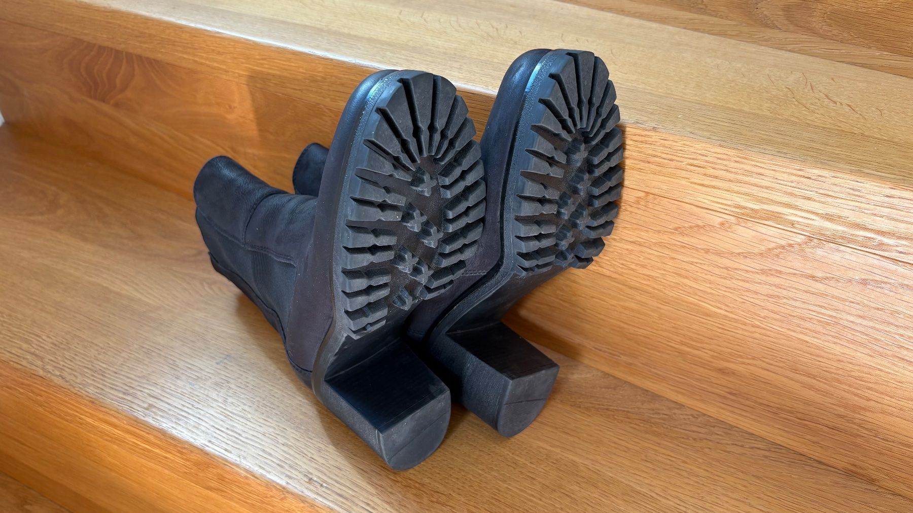 Damenschuhe: Ankleboots aus Leder schwarz mit Blockabsatz – Gebraucht aus Beckenried von KaSt01 2
