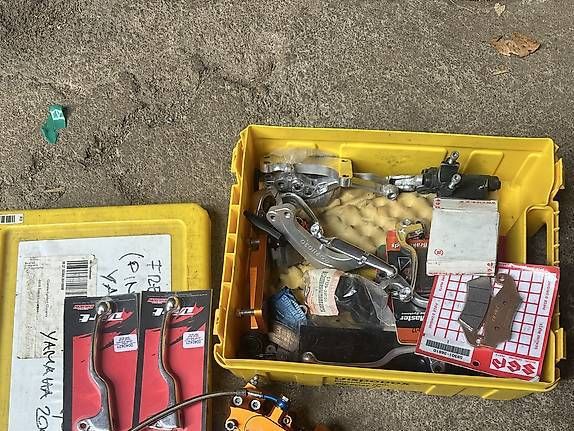 Yamaha Alle Motorradersatzteile: Diversi pezzi di ricambio cross/motard – Gebraucht aus Bosco Luganese von gio_dn86 2