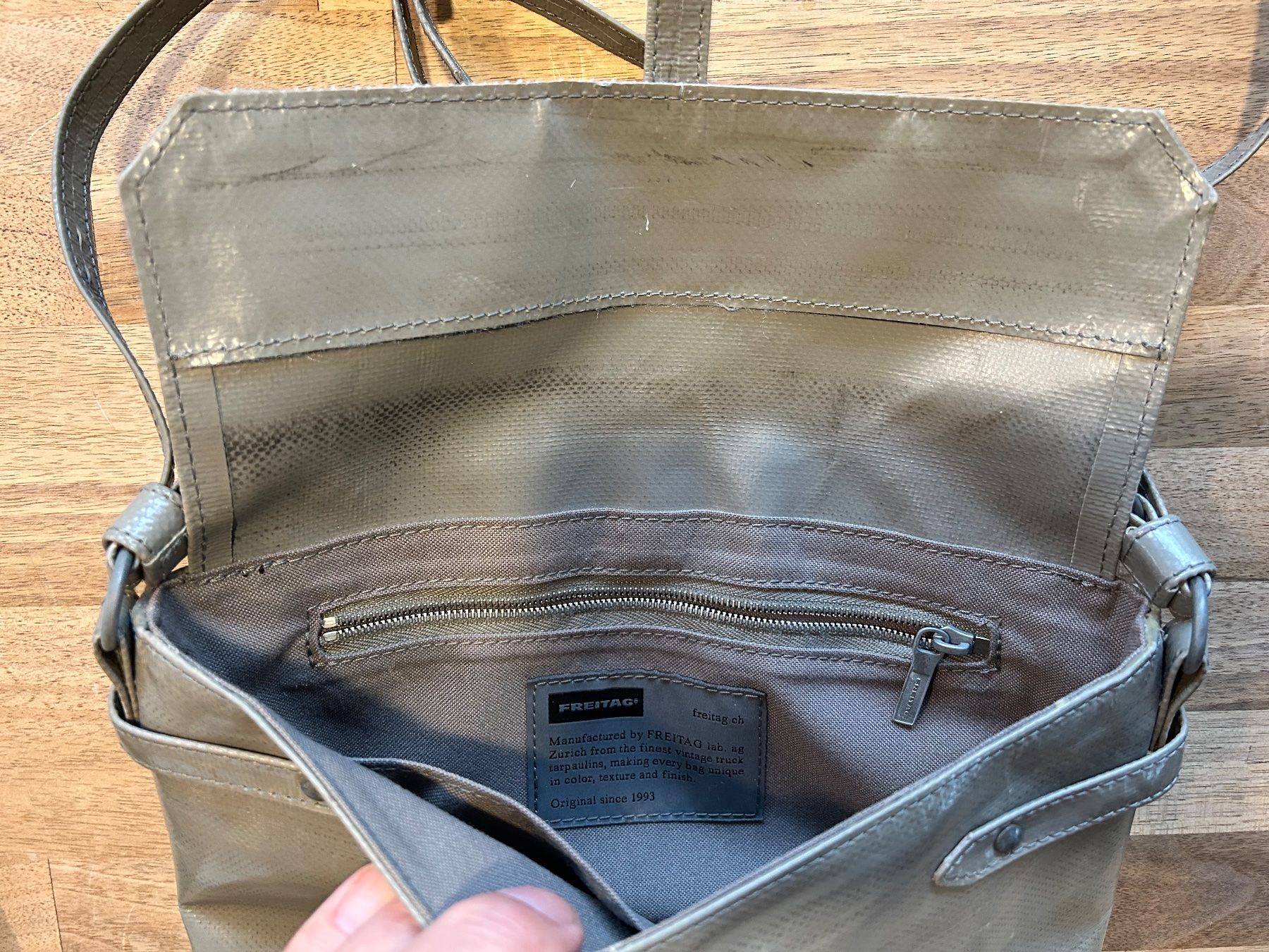 Freitag Taschen für Damen: Freitag Ottendorfer Shoulder Bag S - R119 – Gebraucht aus Oberwil-Lieli von  2