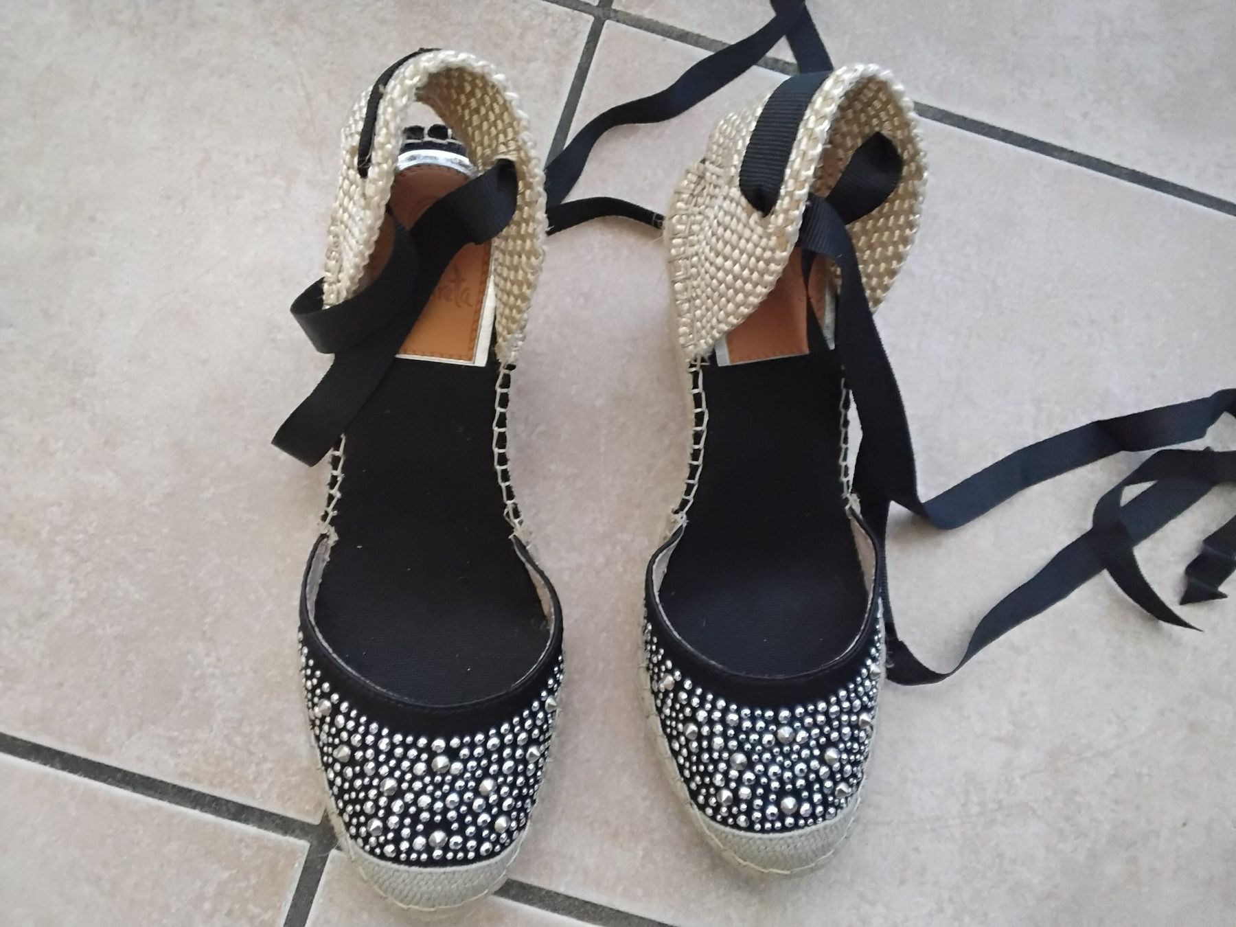 Damenschuhe: Espadrilles compensées à lacets noires décorées T37 – Neu und originalverpackt aus Chêne-Bourg von Fio994 2