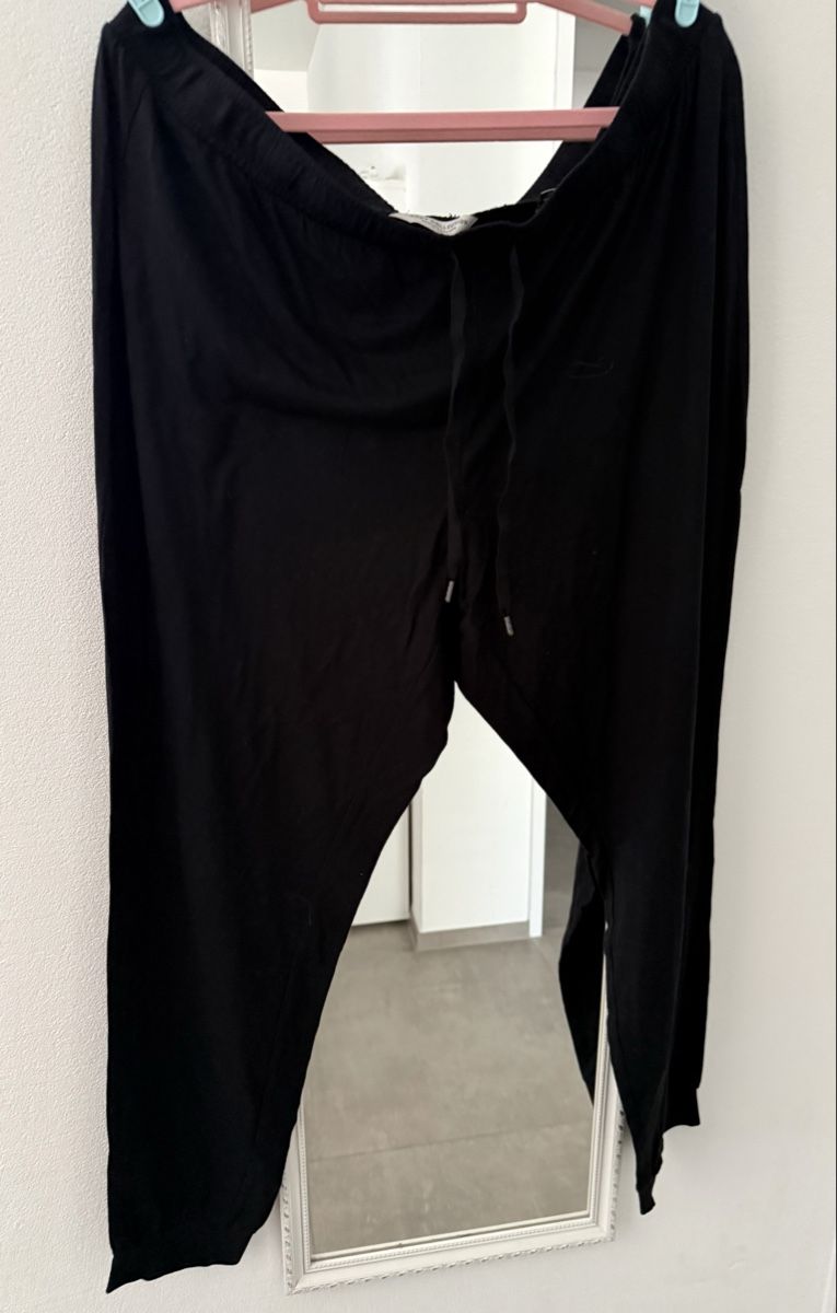 Tchibo Pantalons: Freizeithose 48/50.   Tchibo – Neuf (Voir description) à Pfeffikon LU par pepino17
