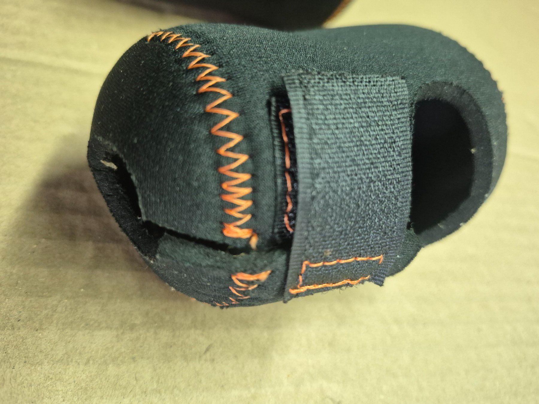 Daiwa Tamburi & Mulinelli: 2x Dojo Neopren Rollenschutztasche – Usato da Bigenthal venduto da FSB1 1