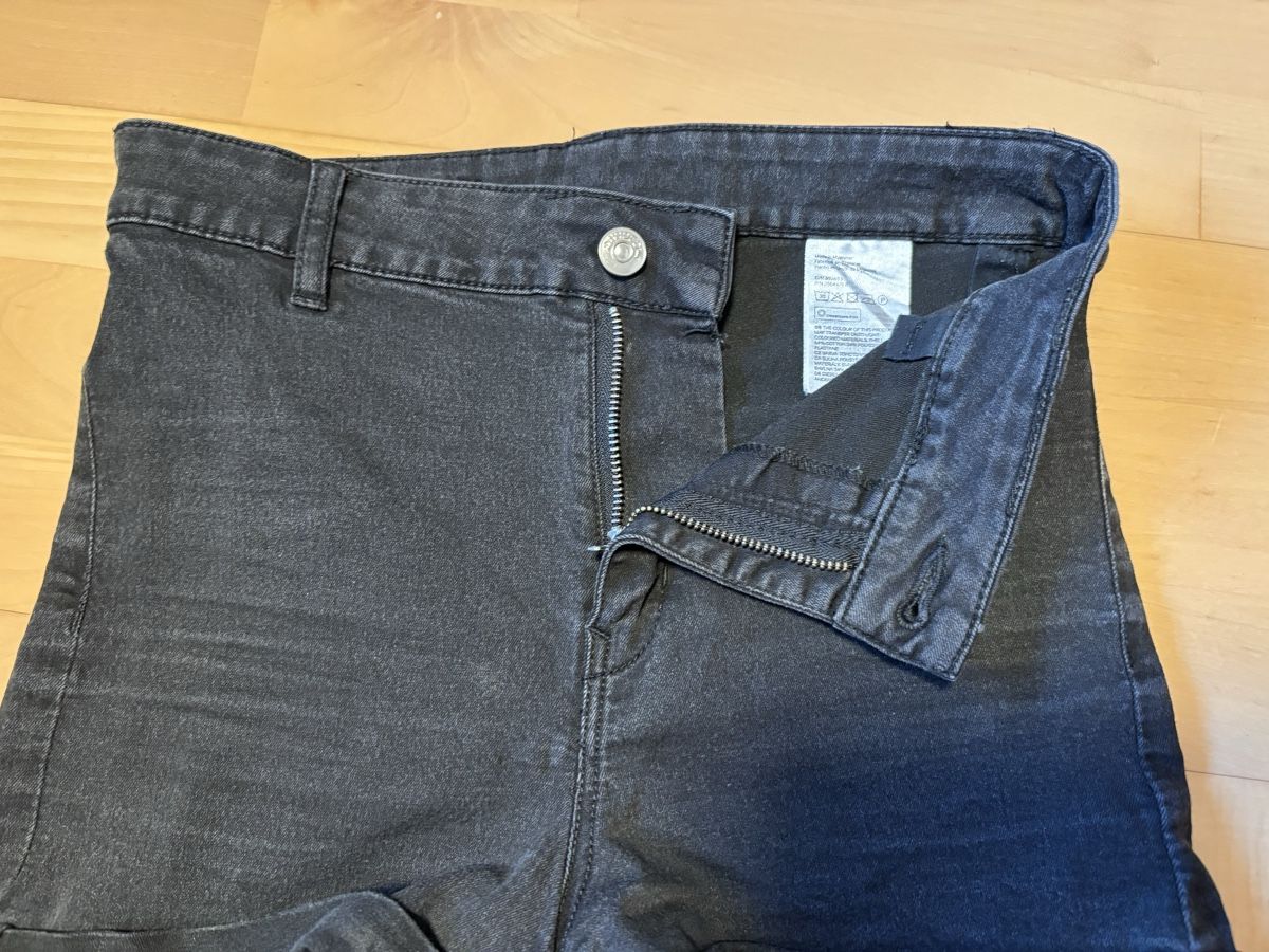 H&M Pantaloni: Kurze Hose 38 – Usato da Kesswil venduto da Branca-01