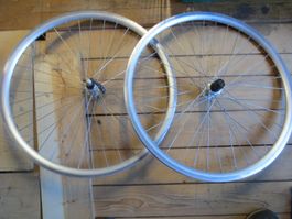 Laufradsatz Shimano 28" Felgenbremse V100 SP H135 ShimanoHG