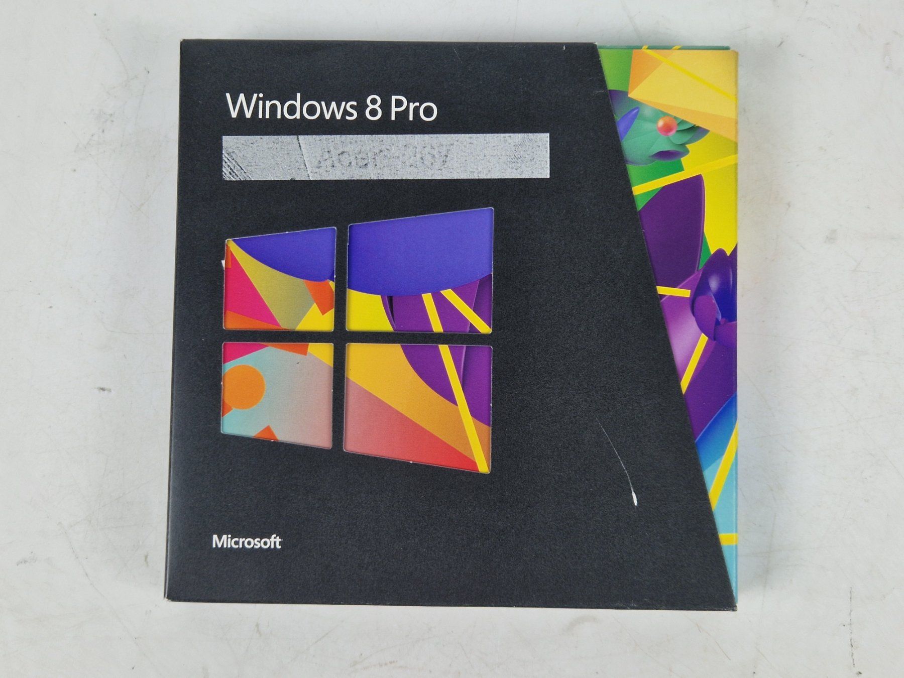 Microsoft Software: MICROSOFT Windows 8 Pro Produktschlüssel im Box-Format – Usato da Muhen venduto da Restwert_Muhen