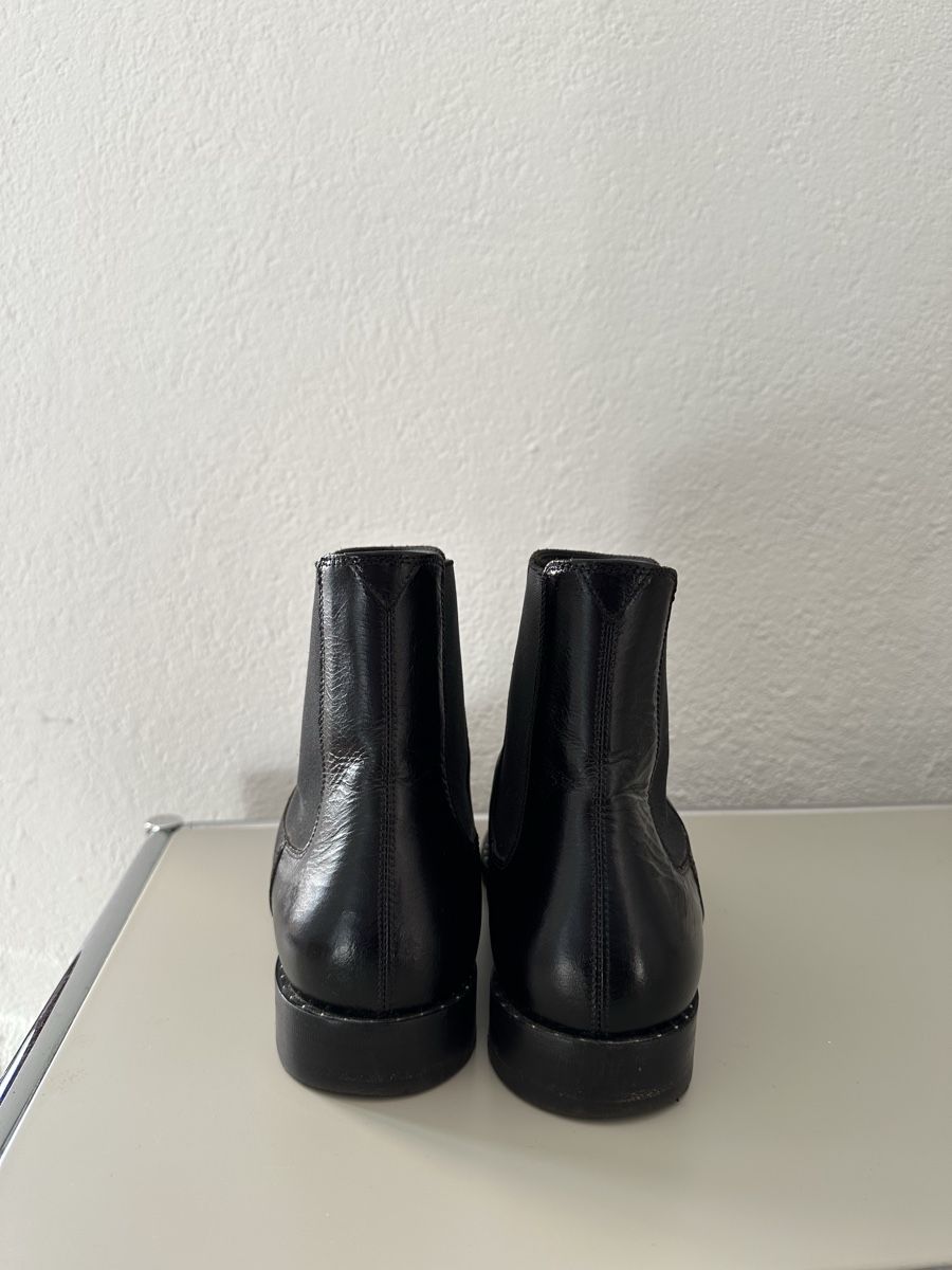 Saint Laurent Scarpe da uomo: Saint Laurent Montaigne Chelsea boots – Usato da Orselina venduto da GIONALERIPO 2