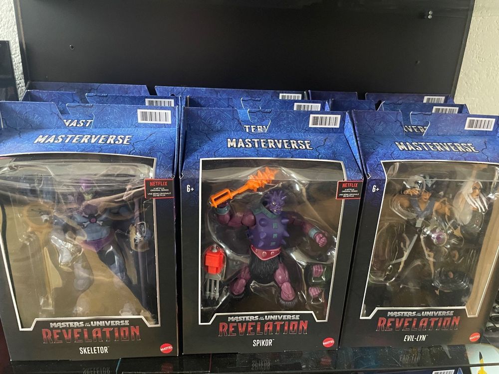 Hasbro Figurines: 8x Masters of the Universe: Revelation Masterver Actionfigur – Neuf avec emballage d'origine à Oberglatt ZH par NerdStore