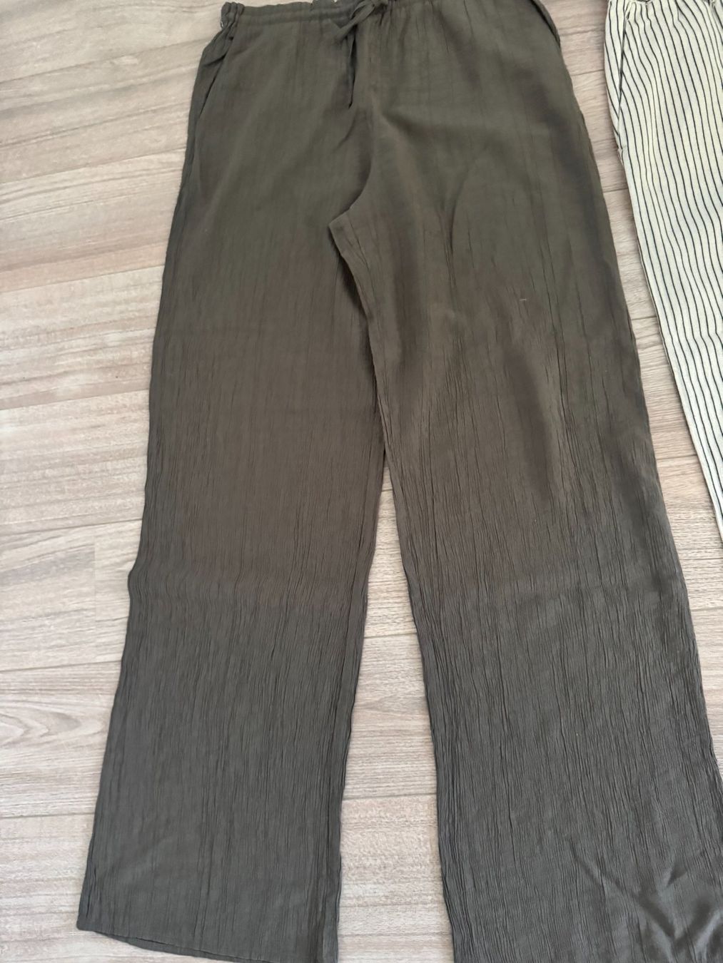 Lots de vêtements: 3 Stk. Kleiderset Gr. S – D'occasion à Bonstetten par VCLS 2