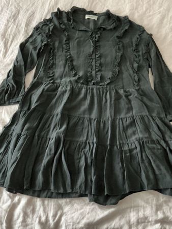 ESSENTIEL ANTWERP Seidenkleid Grösse 40 Schwarz Rüschen