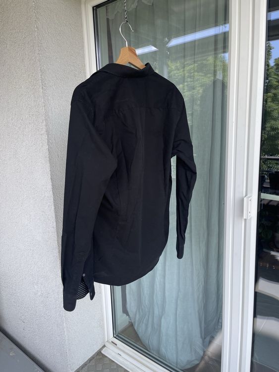 Camicie: Stylish Men's Long Sleeve Black Shirt - Size Large – Usato da Muttenz venduto da pot_spt2 1