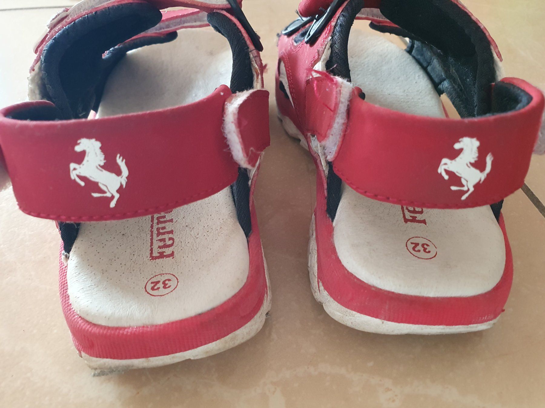 Scarpe per ragazzi: Sandales FERRARI pointure 32 – Usato da Grandson venduto da mollycat 1
