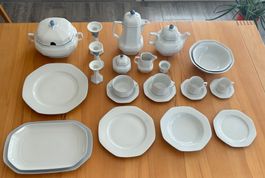 Porzellan 137 teiliges Service Qualitätsmarke