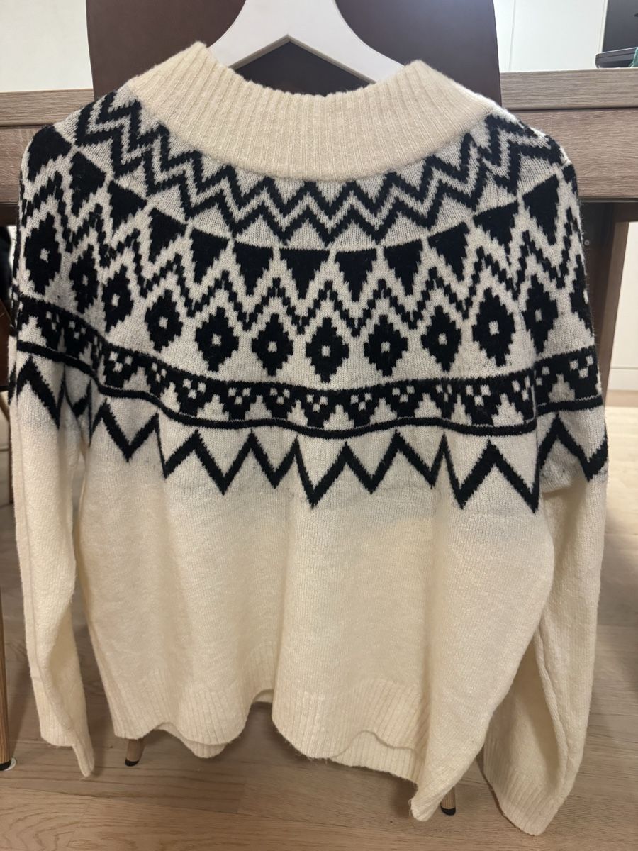 Pullover & Sweatshirts: Pullover M neuwertig – Neu (gemäss Beschreibung) aus Pfäffikon ZH von aitm_00