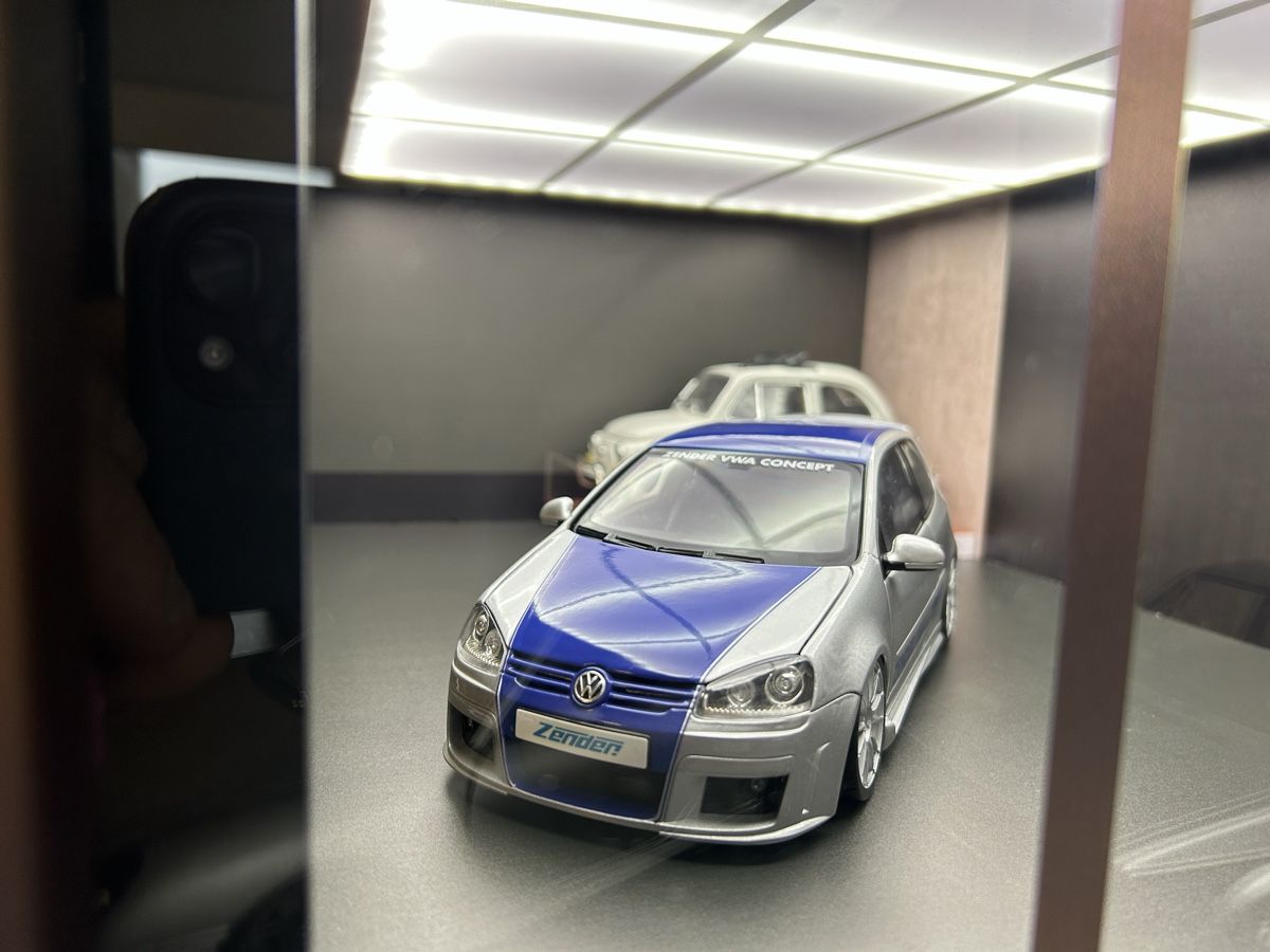 Norev Modellini d'auto: Modellauto VW Golf 5 Zender Concept – Nuovo (secondo la descrizione) da Beringen venduto da integrale01 1